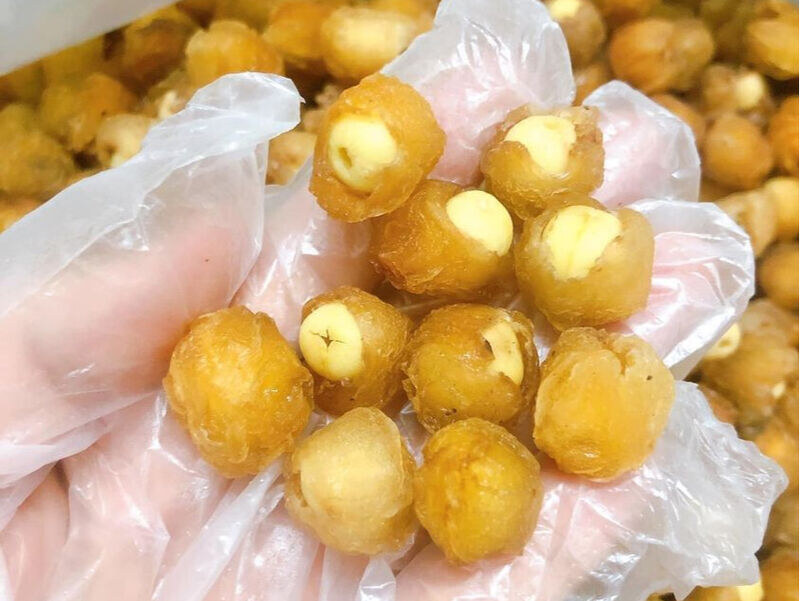 công dụng long nhãn ôm sen